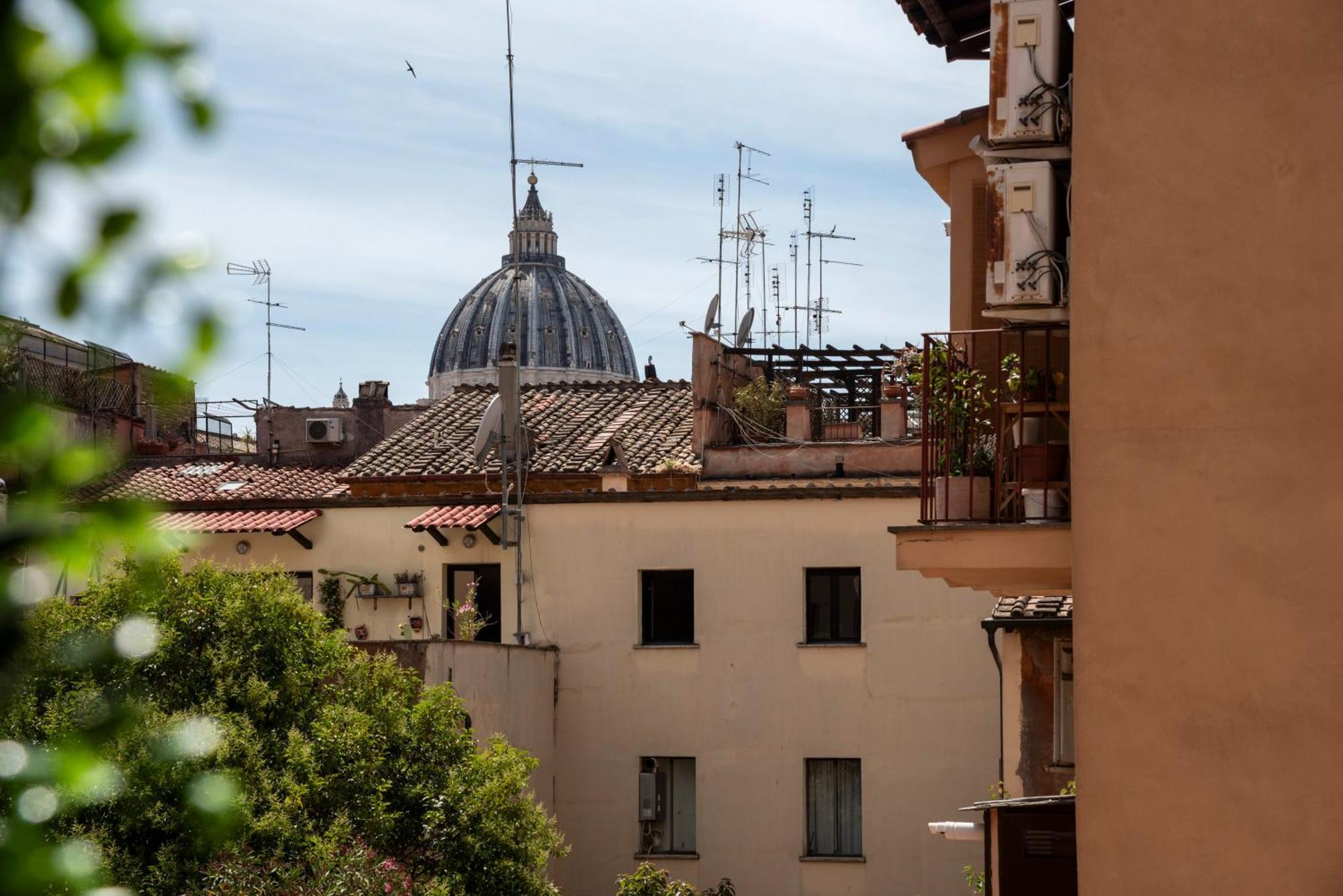 Vatican Boutique Apartment With St Peters Dome View Rom Exterior foto